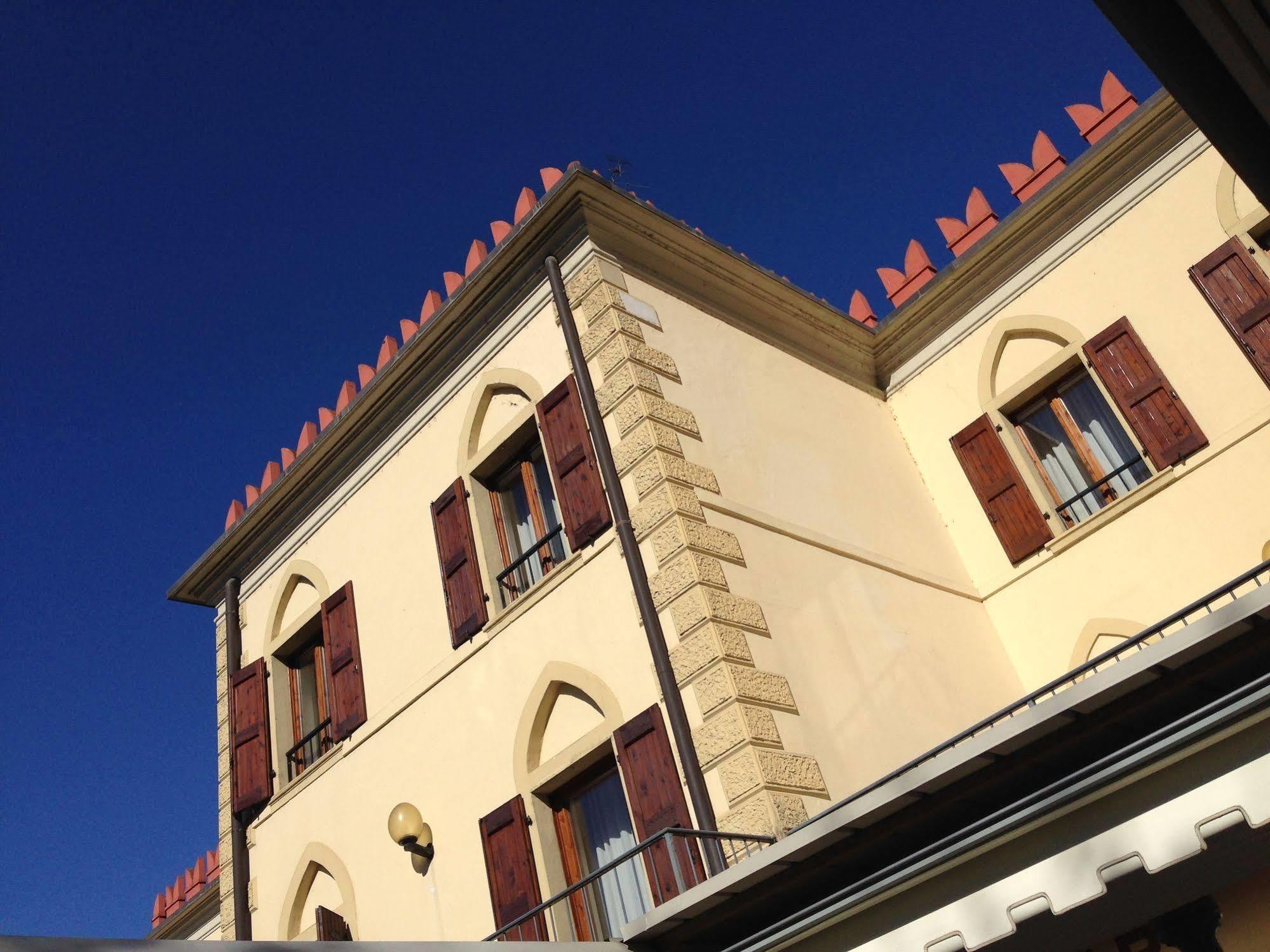Hotel E Ristorante Cassone Malcesine Dış mekan fotoğraf